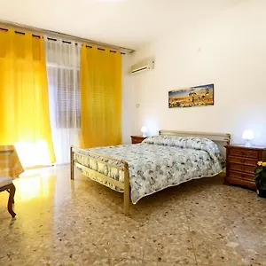 a-casa-di-fr-bb.palermohotels.org/