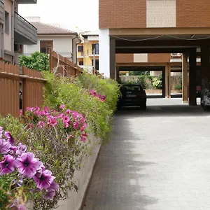 3* Aparthotel Royal
